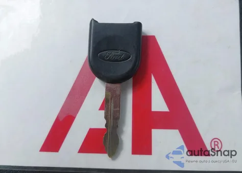 2006 Ford Mustang V6 z USA, uszkodzony, nr VIN 1ZVFT80N665101838